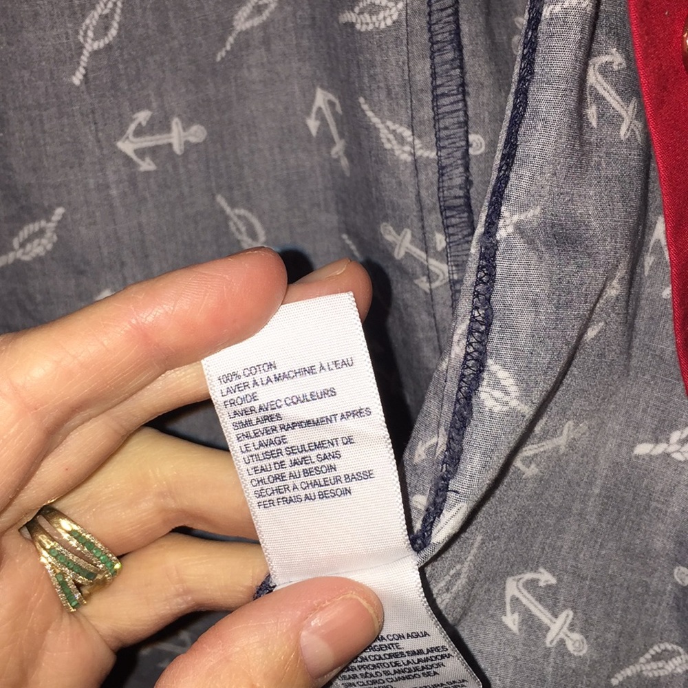 Shirt - Picture 3 of 4